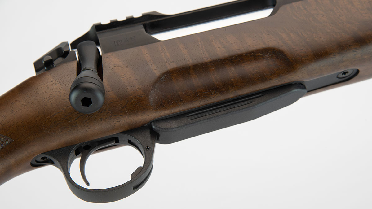 Sabatti Rover Hunter Classic Walnut Stock Hunting Rifle in 6.5CM -img-3
