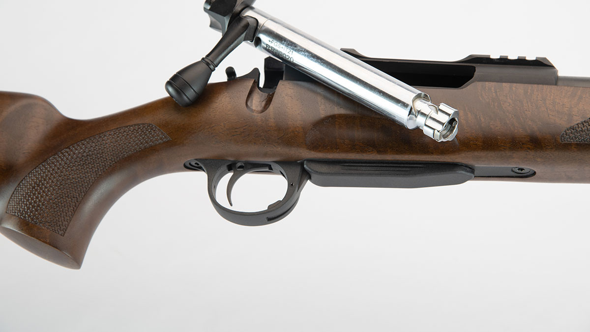 Sabatti Rover Hunter Classic Walnut Stock Hunting Rifle in 6.5CM -img-4